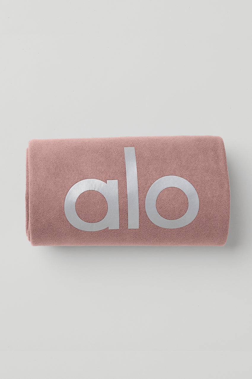 Grounded No-Slip Towel - Smoky Quartz