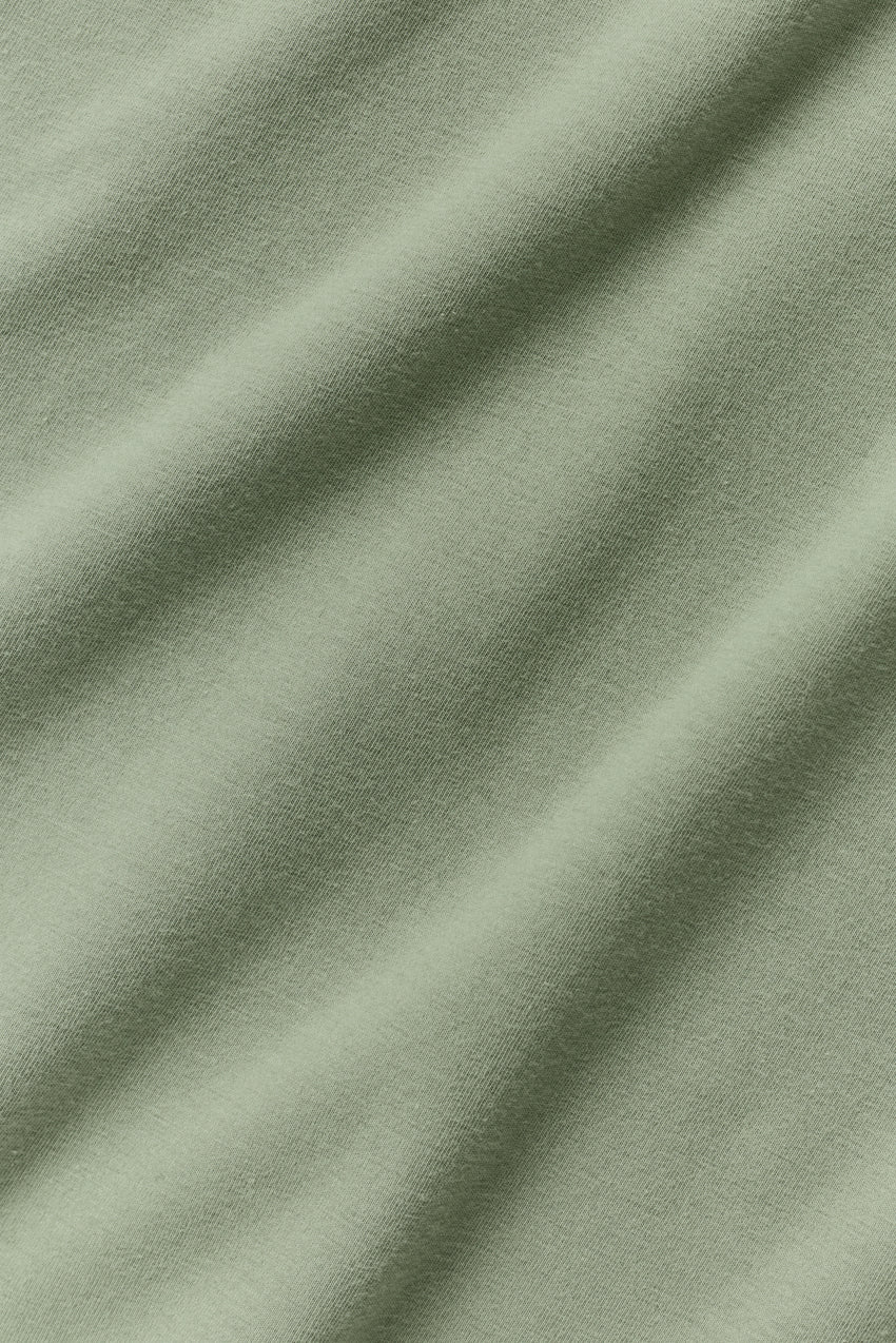 Street Essential Tee - Dune Grass