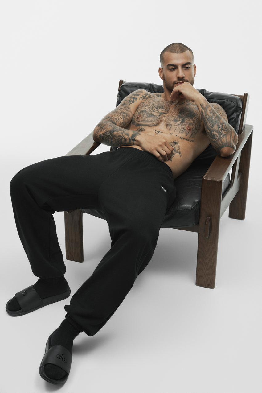 Accolade Sweatpant - Black